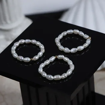 Кольцо с натуральным пресноводным жемчугом, ювелирные изделия неправильной формы, мини-кольцо с рисовым жемчугом для женщин, женское Минималистичное Регулируемое эластичное кольцо
